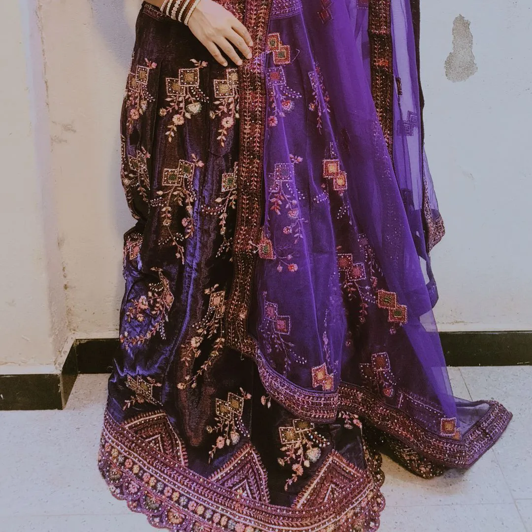 Trending wine colour choli — 4