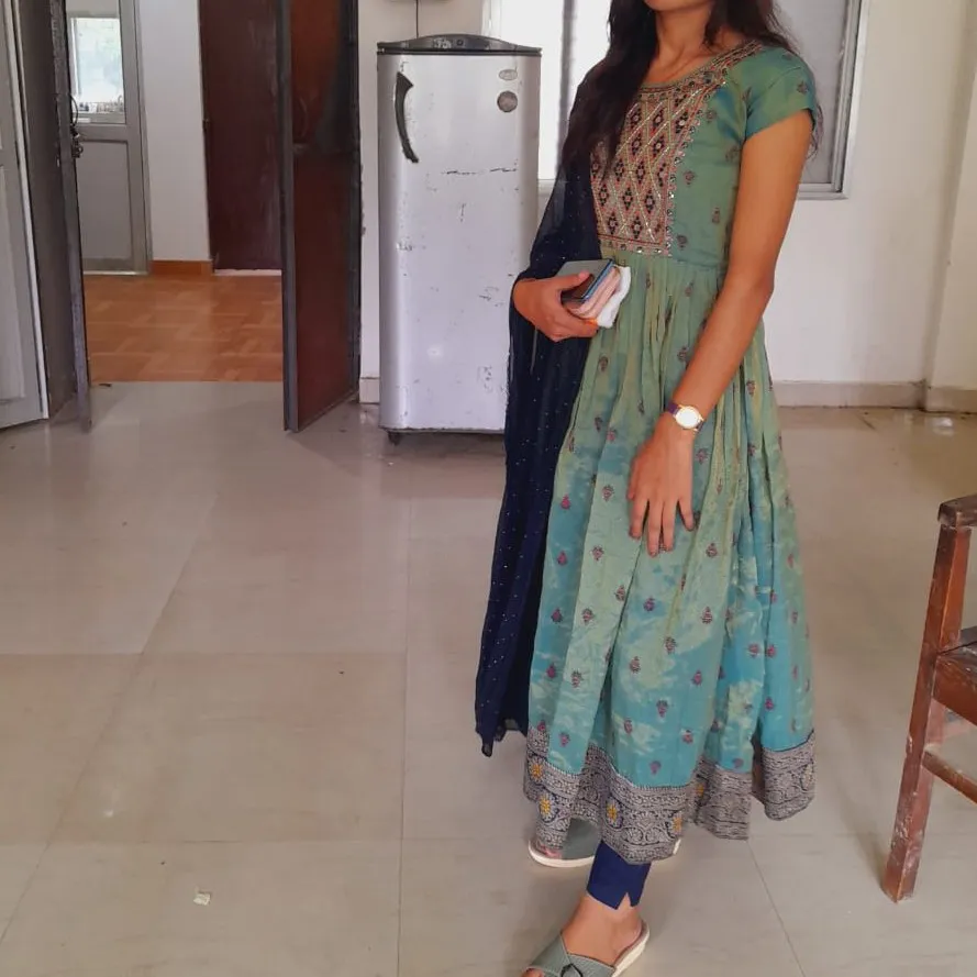 Anarkali kurta set — 2