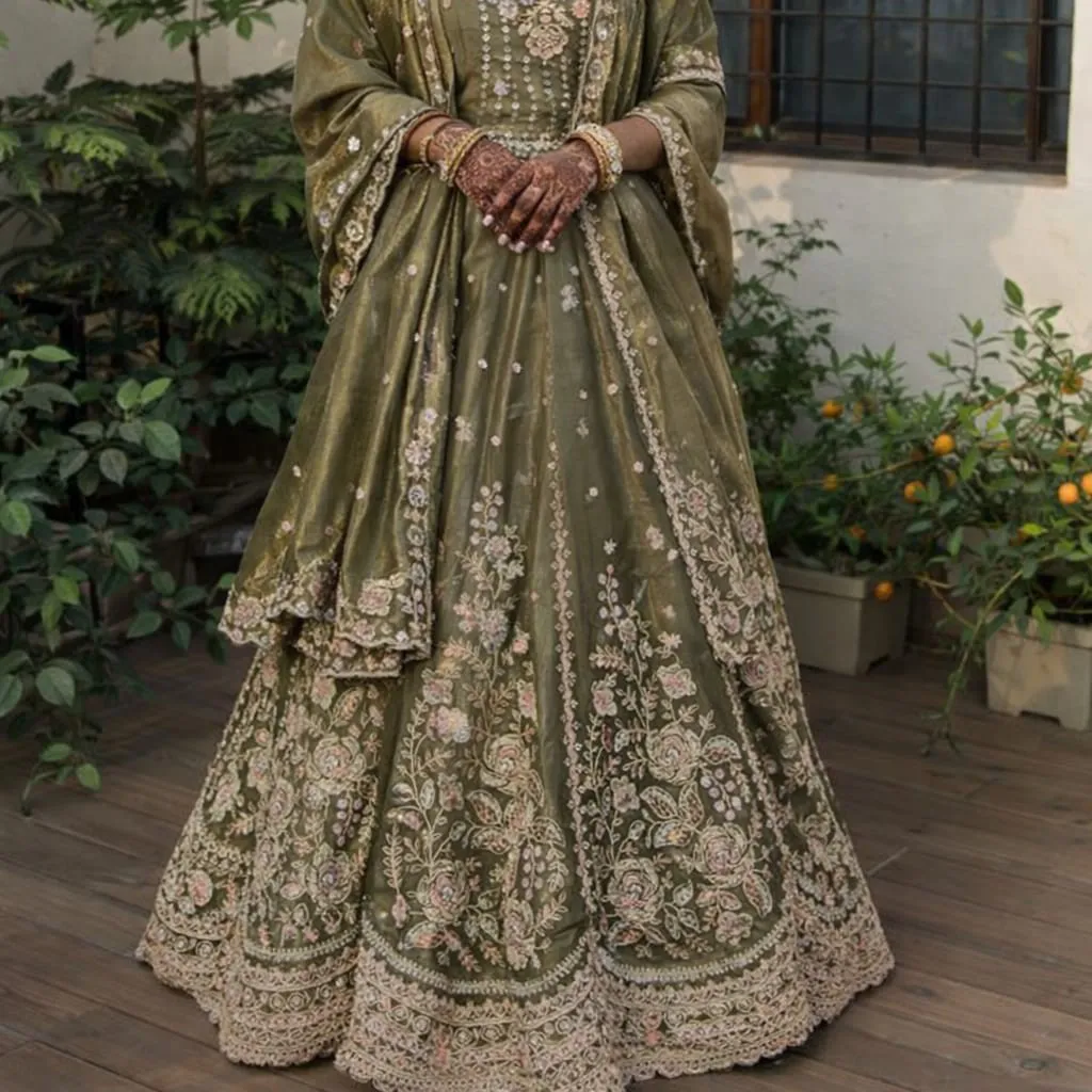 Beutiful Cedar brown colour trending design