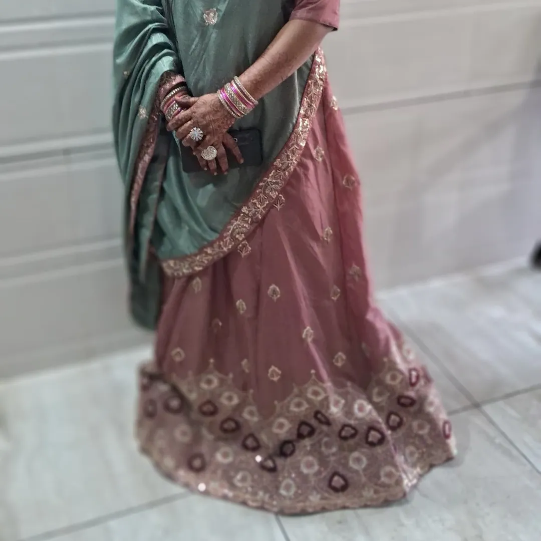 Traditional light maroon — 2