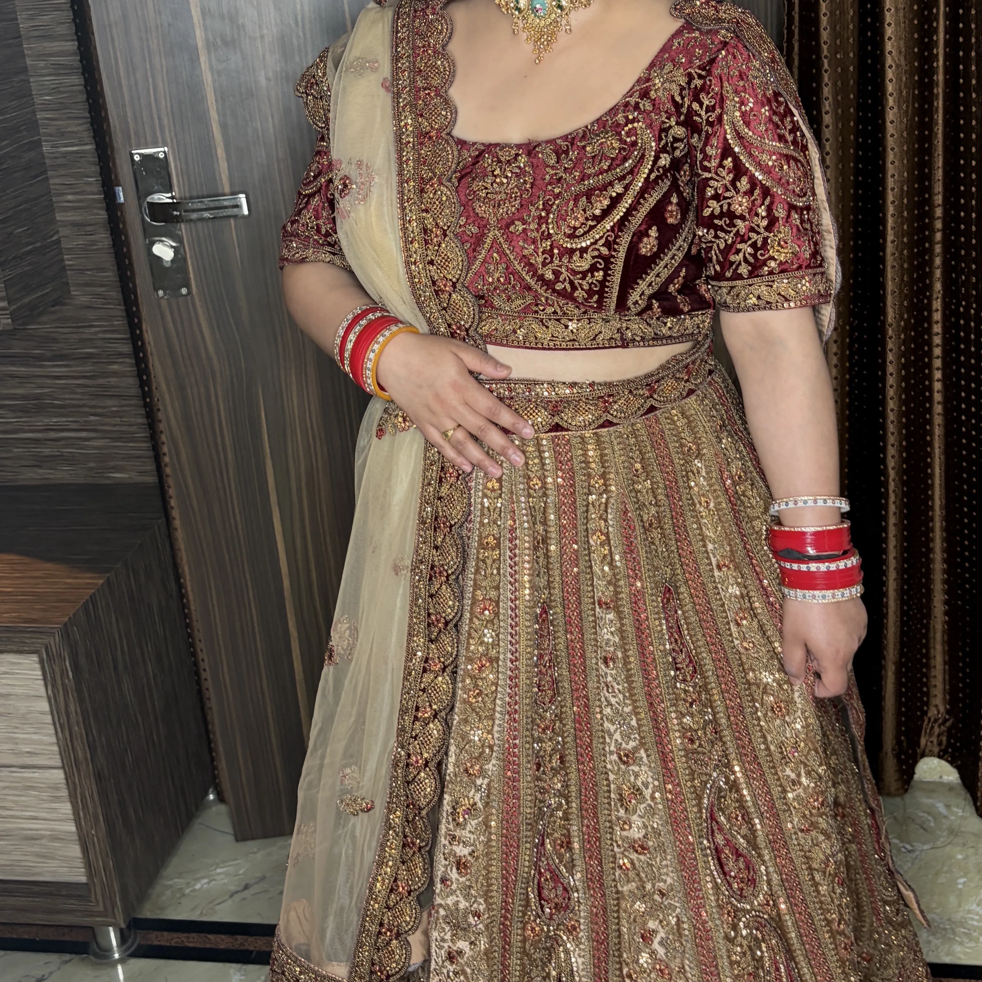 Bridal lehnga on rent — 2