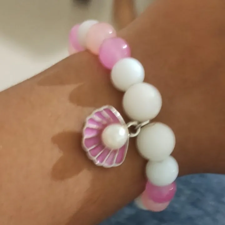 Nice looking bracelet